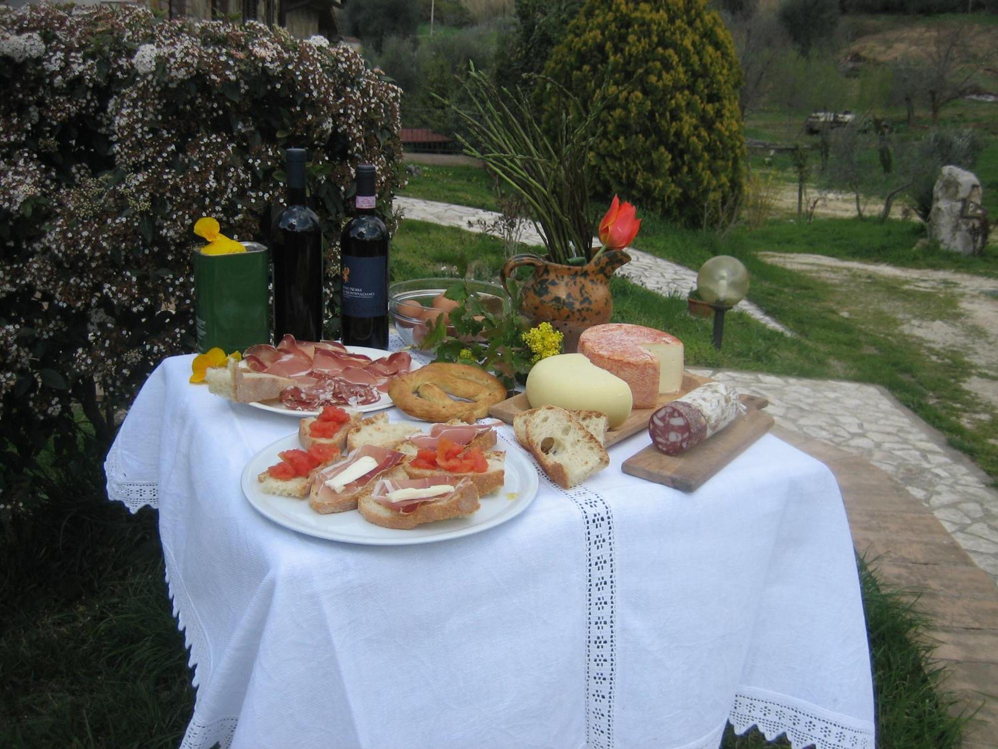Agriturismo Casa Fibbianello Semproniano Buitenkant foto